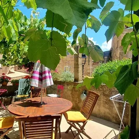 Au Coeur De Apartment